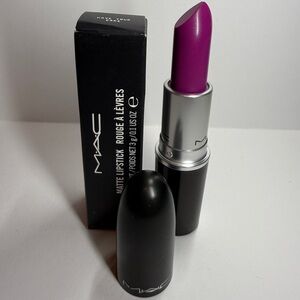 Mac Cosmetics matte lipstick in Have Your Cake